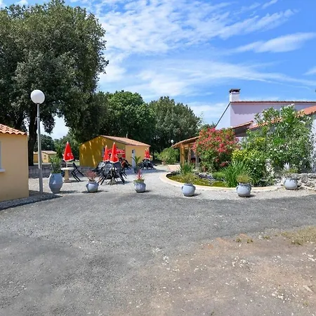 Appealing Holiday In Saint-savinien With Garden *